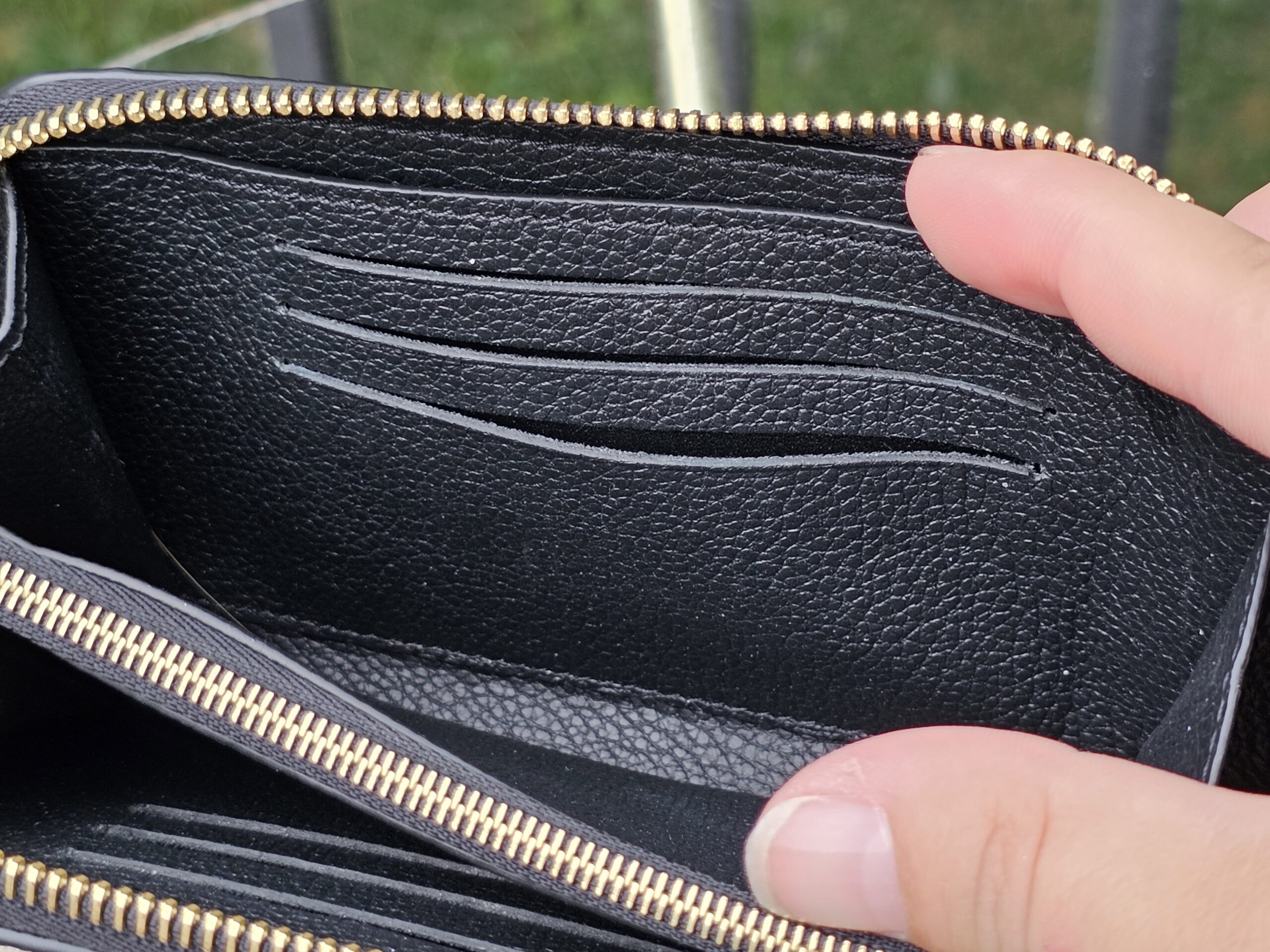 Margot Empreinte Black Wallet - Image 13