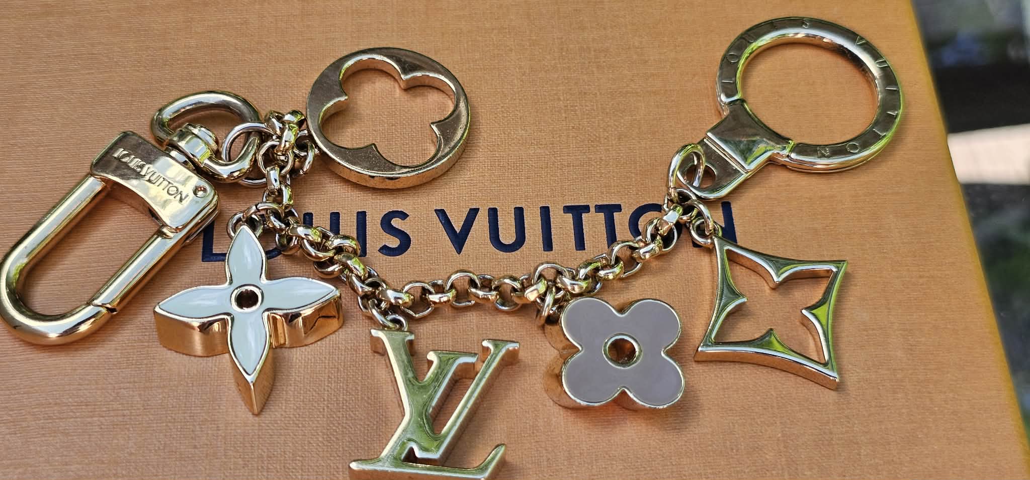 Fleur De Monogram Charm - Image 6
