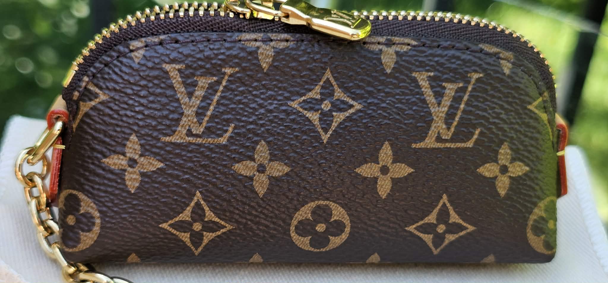 Cosmetic Purse - Image 13