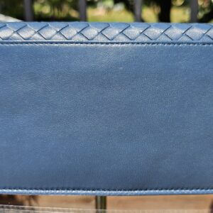 Bottega Veneta Intrecciato Weave Wallet on Strap - Image 4