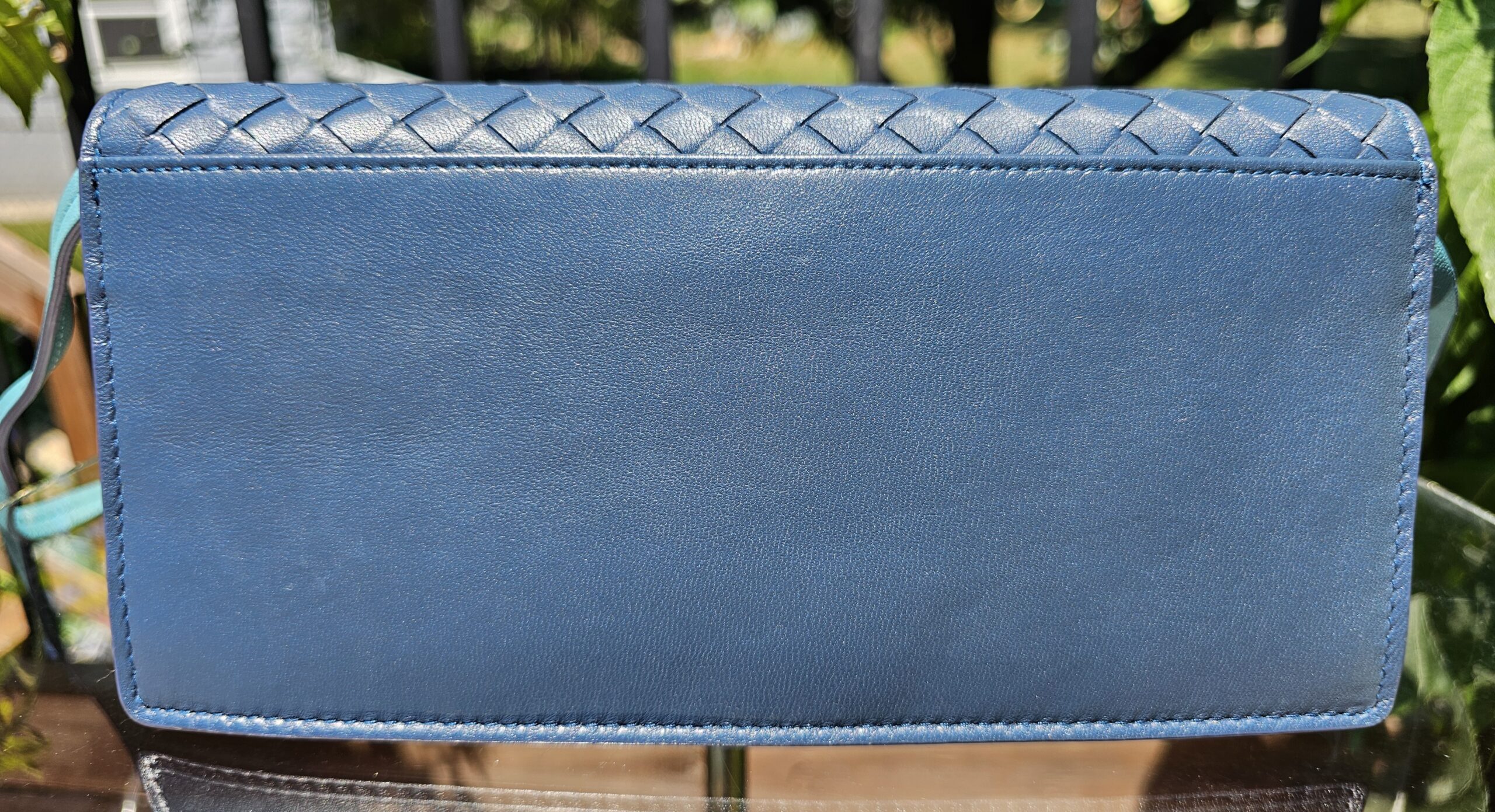 Bottega Veneta Intrecciato Weave Wallet on Strap - Image 4