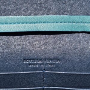 Bottega Veneta Intrecciato Weave Wallet on Strap - Image 15