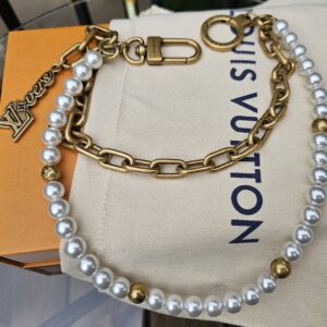 Pearl chains belt charm