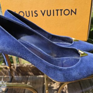 Louis Vuitton Kitten V Seude Heels - Image 4