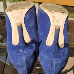 Louis Vuitton Kitten V Seude Heels - Image 11