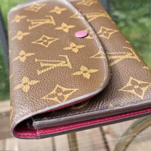 Emilie Wallet - Image 4