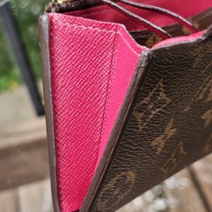 Emilie Wallet - Image 16