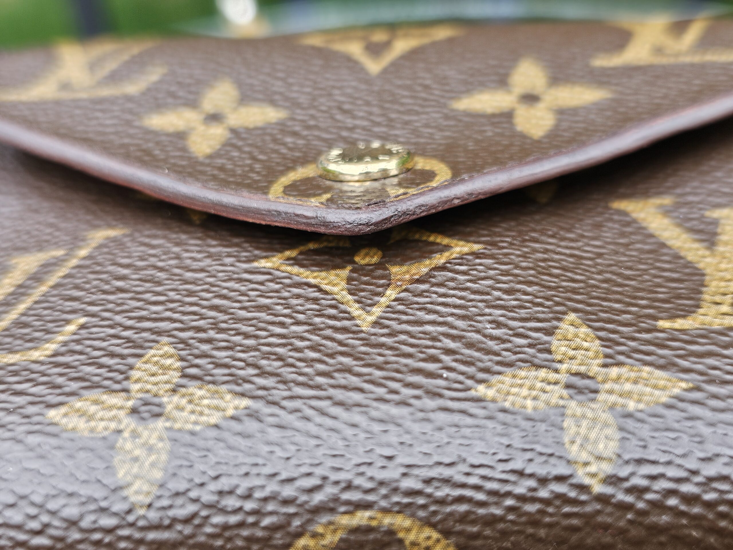Louis Vuitton Victorine Monogram - Image 6