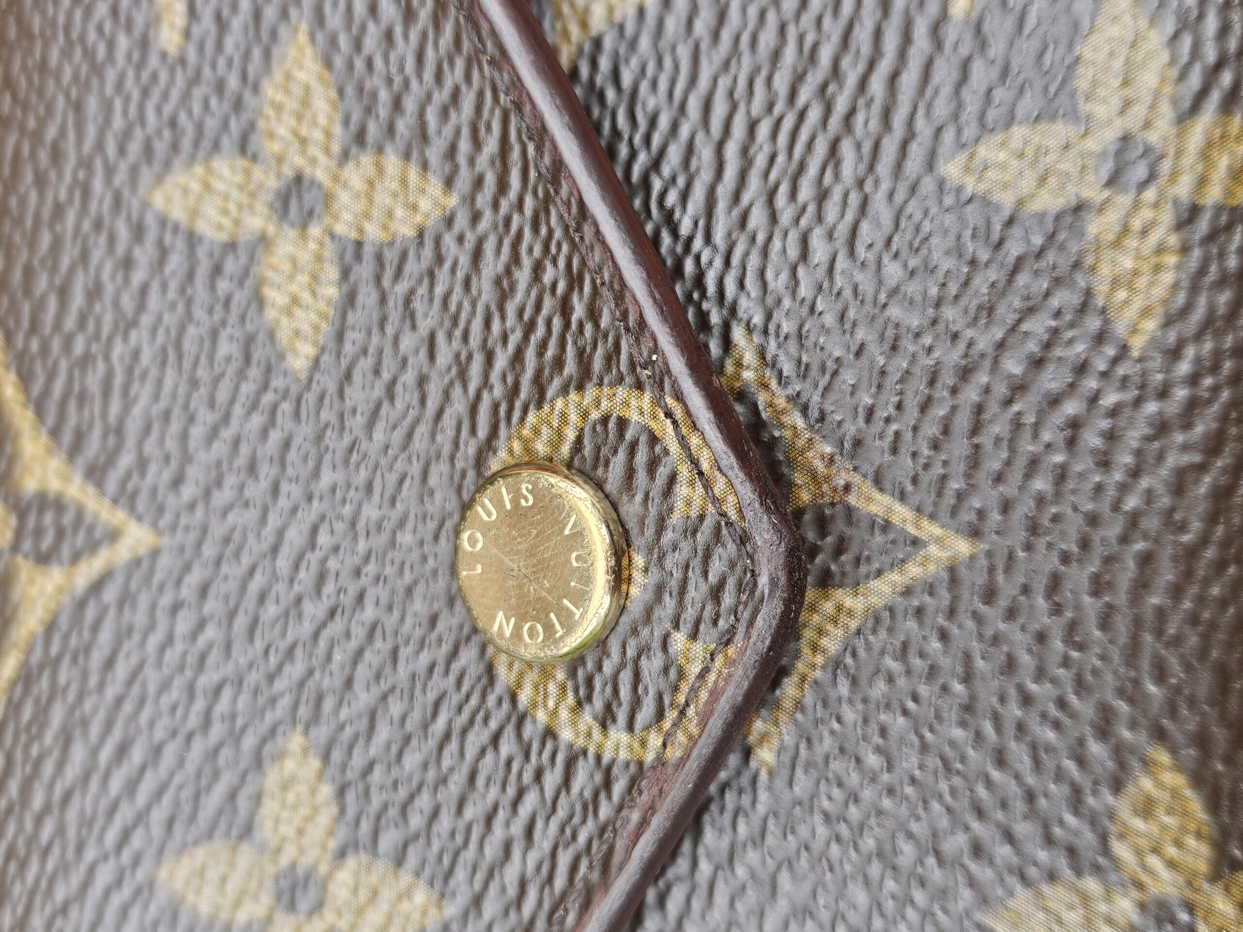 Louis Vuitton Victorine Monogram - Image 7