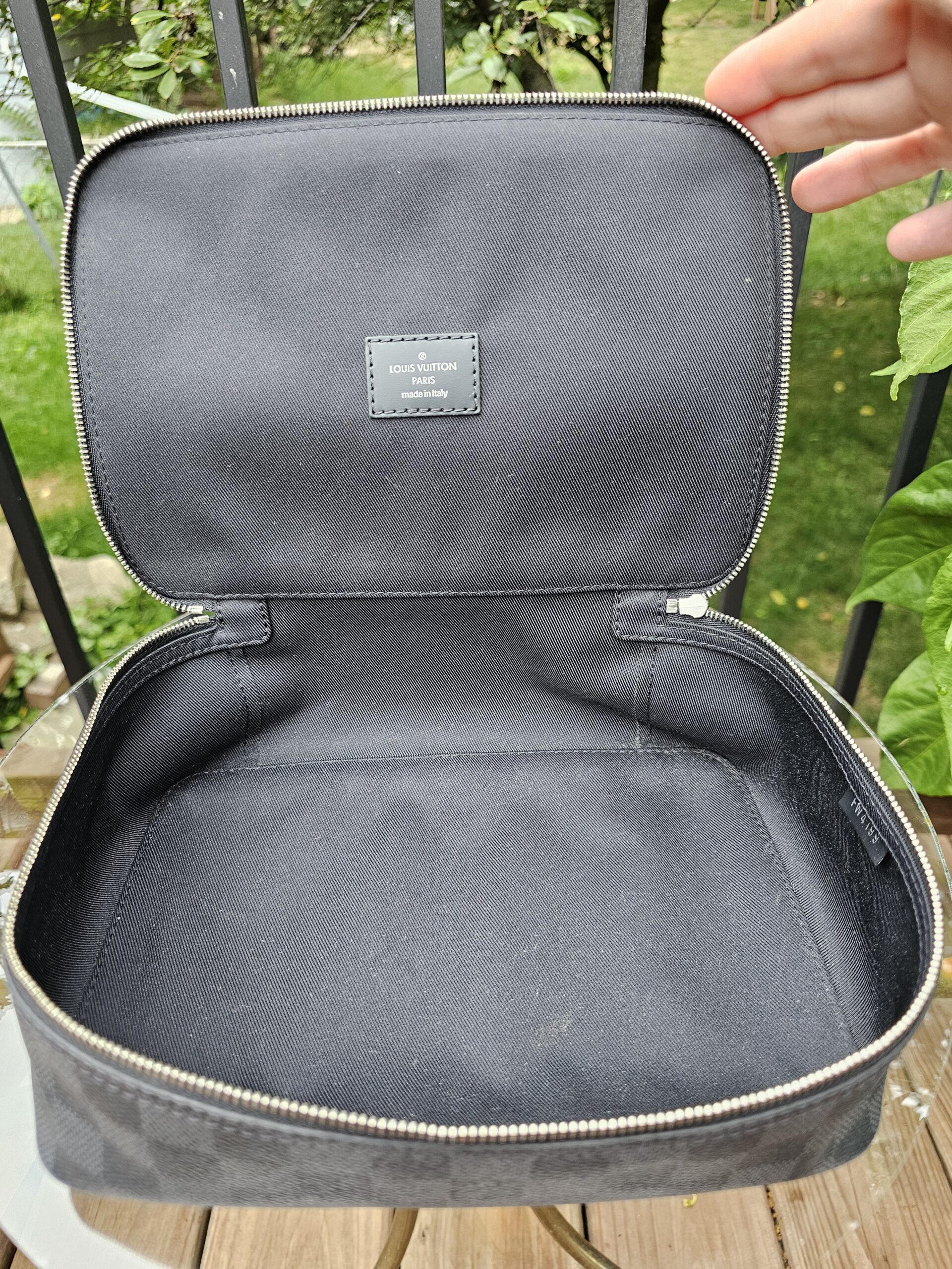 Louis Vuitton Graphite Cube Langemont MM - Image 9