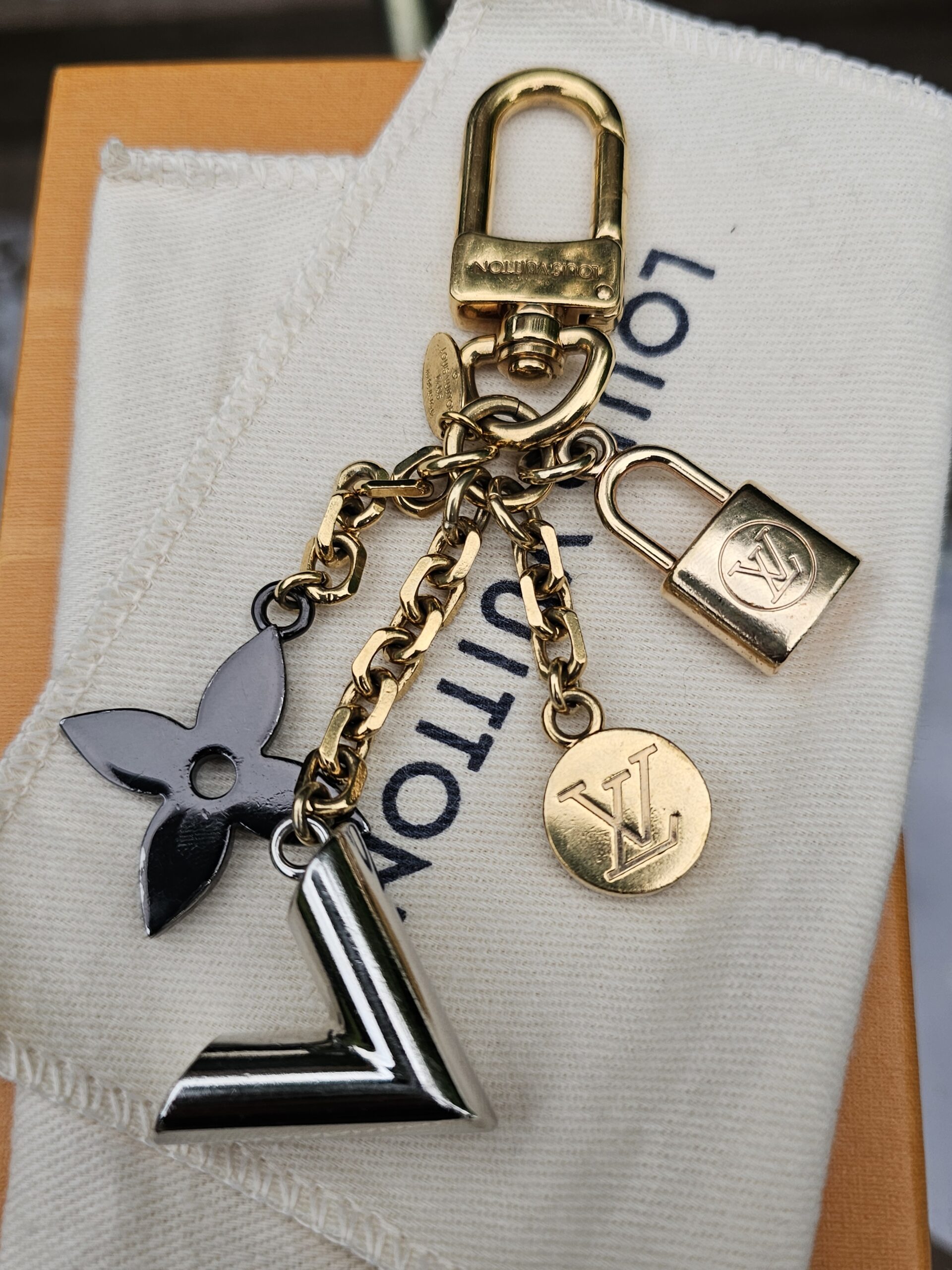 Louis Vuitton Kaleido V Bag Charm & Key Holder M67377 Gold & Silver Metal