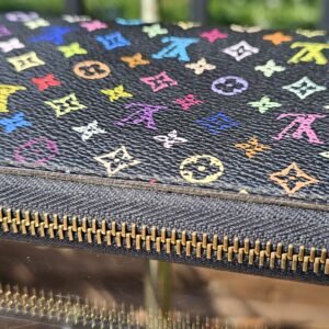 Louis Vuitton Multicolor Takashi Murakami zippy wallet - Image 6