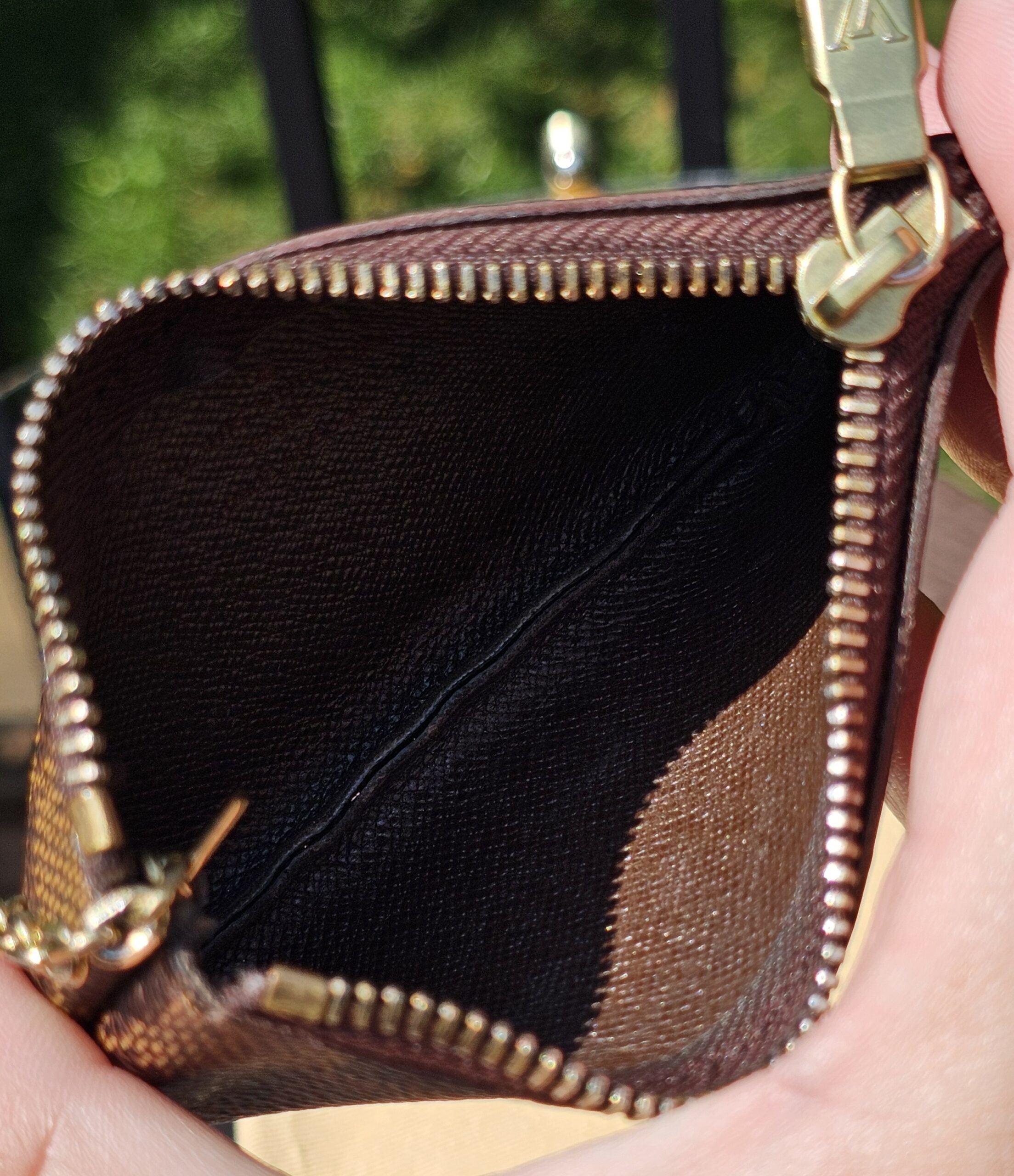 Louis Vuitton Damier Ebene Key Pouch (Key Cles) – Original Size | Authentic | Made in Spain - Image 10
