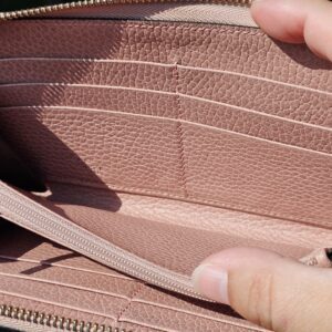 Gucci Interlocking Pink Zippy Wallet - Image 13