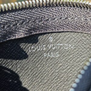 Louis Vuitton Damier Graphite Key Pouch Key Cles - Image 8