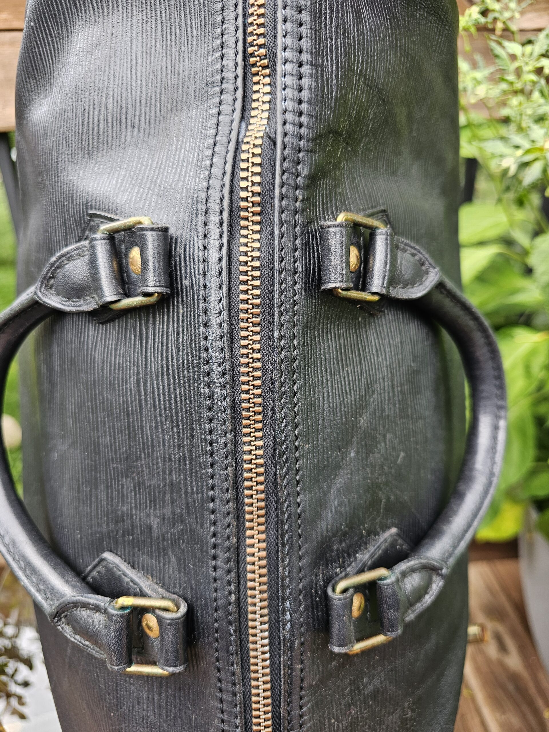 Louis Vuitton Speedy 35 Black Epi Leather Handbag Made in France - Image 9