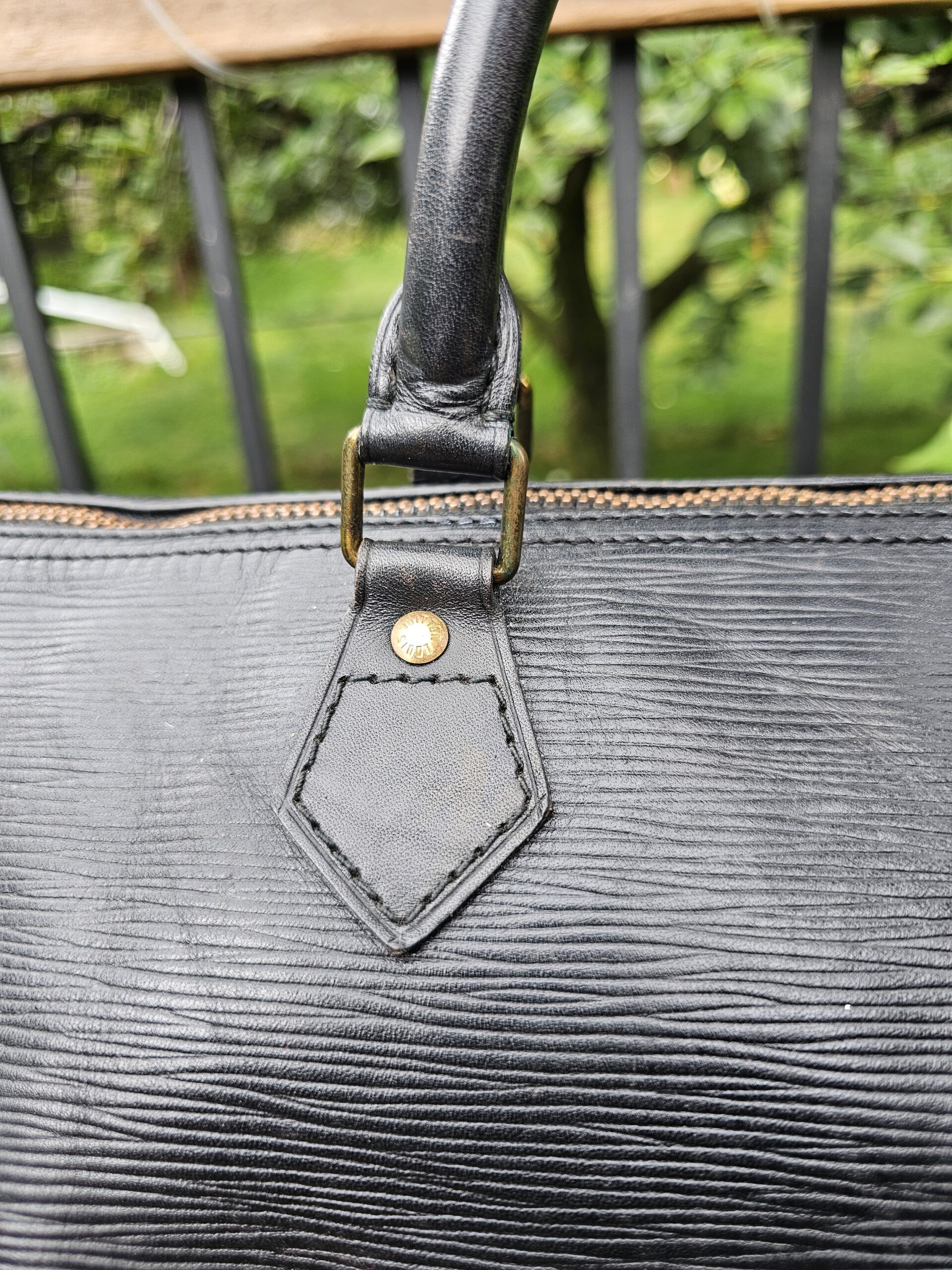 Louis Vuitton Speedy 35 Black Epi Leather Handbag Made in France - Image 12