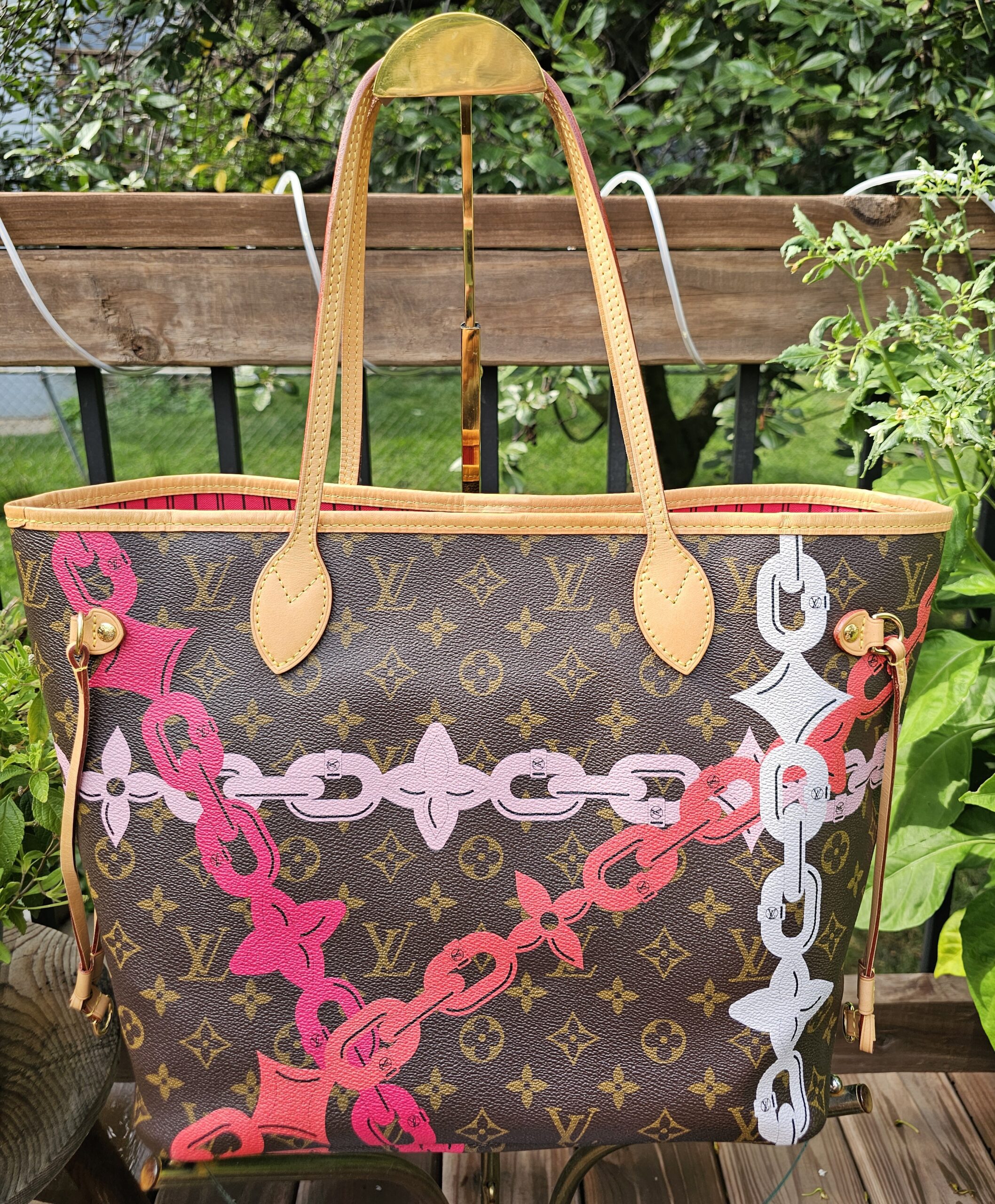 Louis Vuitton Monogram Bay Chain Set Neverfull MM with Matching Pochette - Image 4