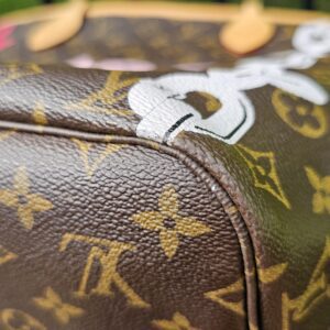 Louis Vuitton Monogram Bay Chain Set Neverfull MM with Matching Pochette - Image 14