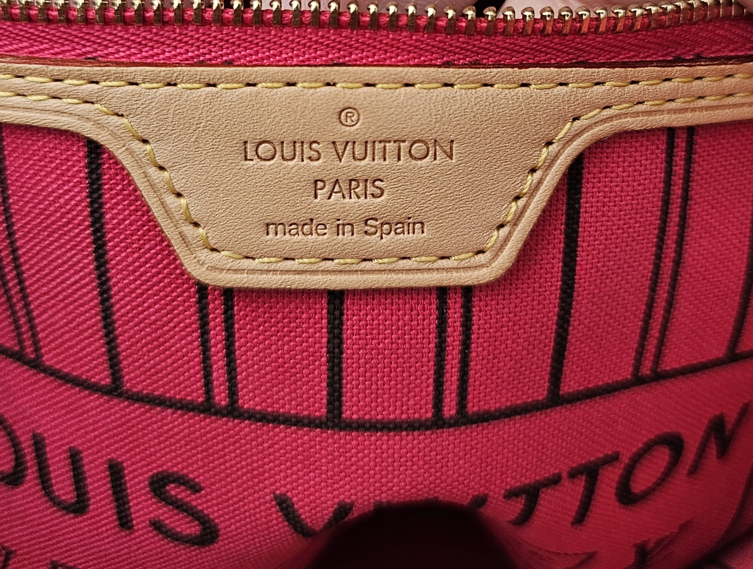 Louis Vuitton Monogram Bay Chain Set Neverfull MM with Matching Pochette - Image 18
