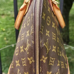 Louis Vuitton Alma PM Monogram Canvas - Image 4