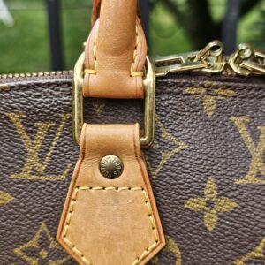 Louis Vuitton Alma PM Monogram Canvas - Image 9