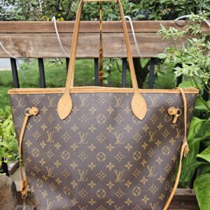 Louis Vuitton Neverfull MM Monogram Canvas Tote Bag | Authentic Luxury Shoulder Bag | Classic Everyday Tote