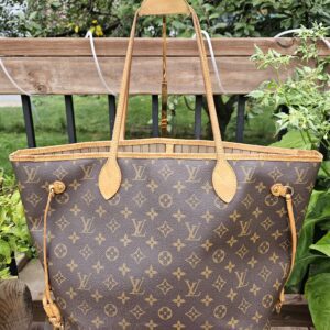 Louis Vuitton Neverfull MM Monogram Canvas Tote Bag | Authentic Luxury Shoulder Bag | Classic Everyday Tote - Image 3