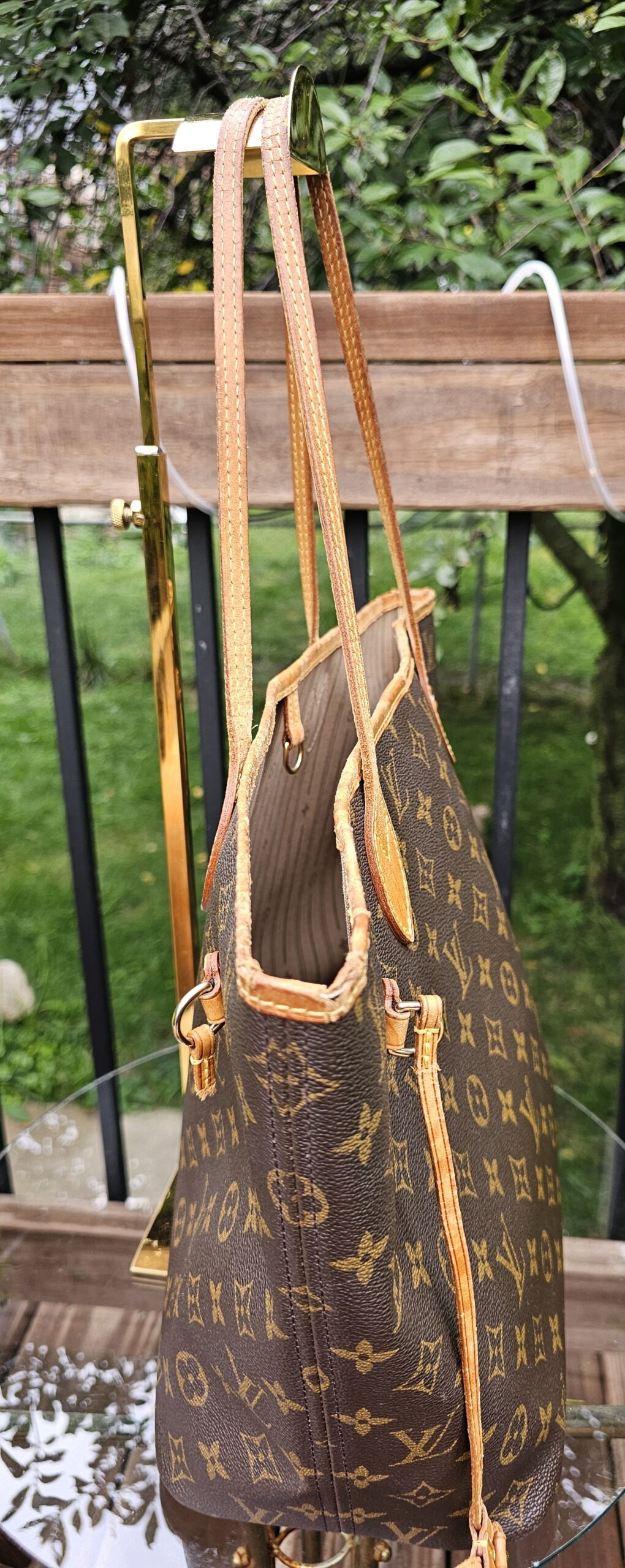 Louis Vuitton Neverfull MM Monogram Canvas Tote Bag | Authentic Luxury Shoulder Bag | Classic Everyday Tote - Image 5