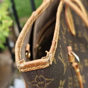 Louis Vuitton Neverfull MM Monogram Canvas Tote Bag | Authentic Luxury Shoulder Bag | Classic Everyday Tote - Image 12