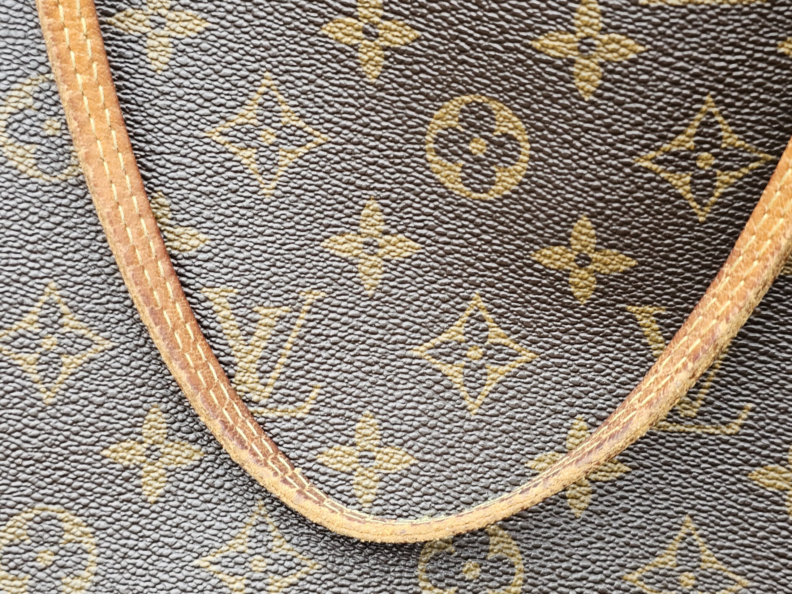 Louis Vuitton Neverfull MM Monogram Canvas Tote Bag | Authentic Luxury Shoulder Bag | Classic Everyday Tote - Image 24