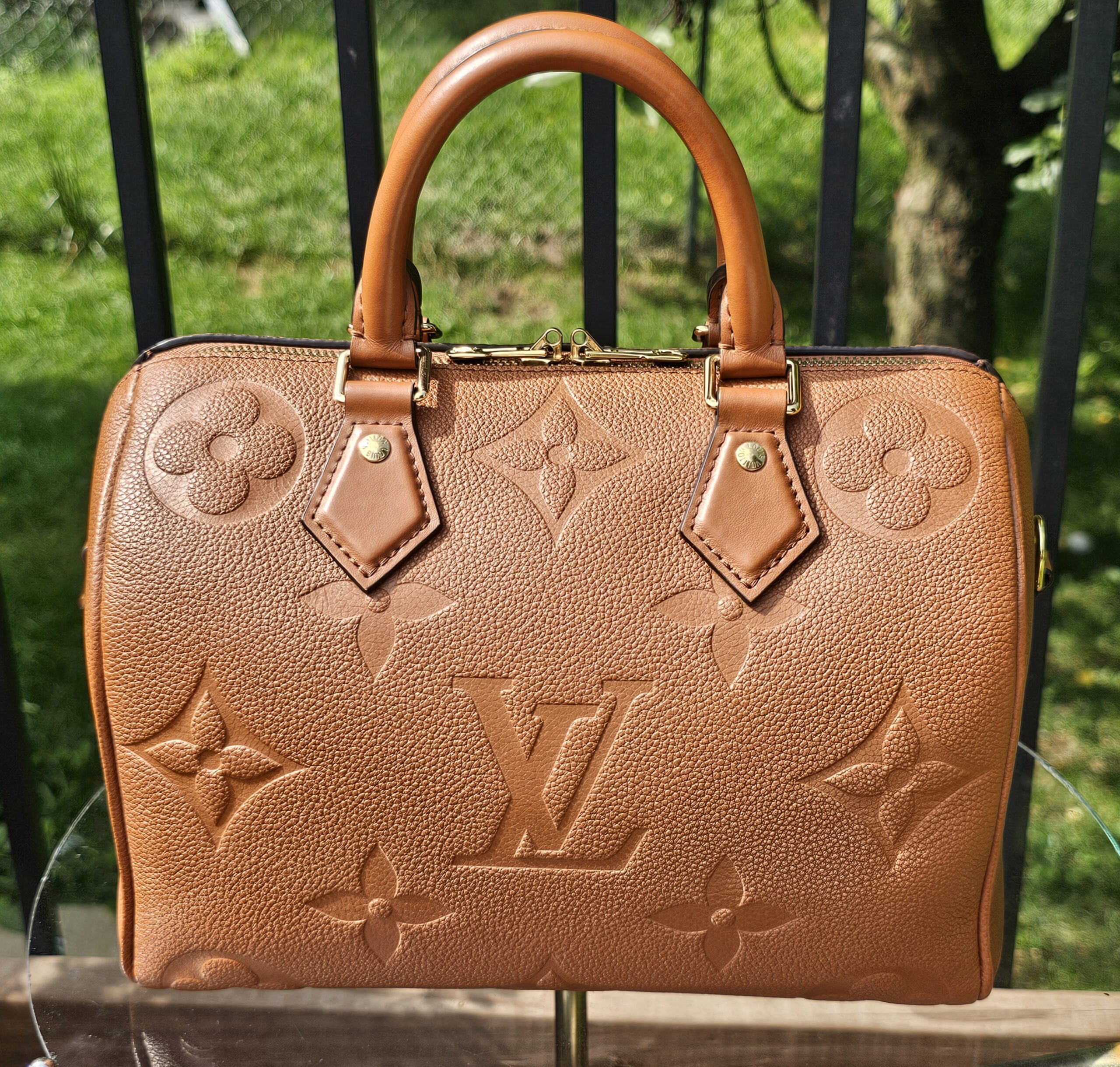 Louis Vuitton Speedy Bandoulière 25 Monogram Empreinte Cognac Leather - Image 4
