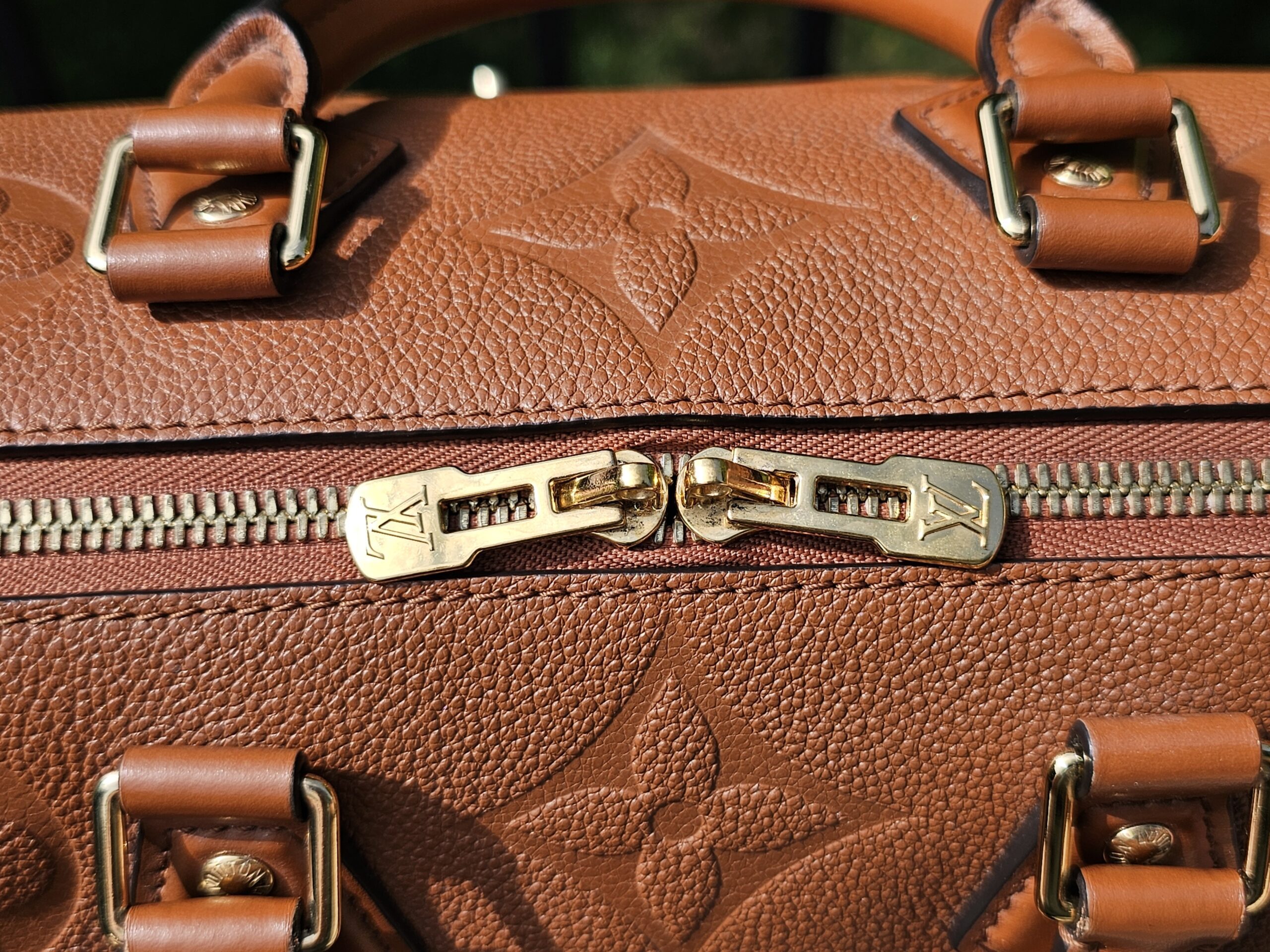 Louis Vuitton Speedy Bandoulière 25 Monogram Empreinte Cognac Leather - Image 11