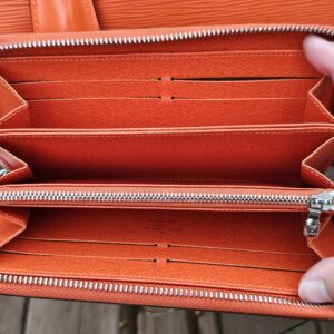 Louis Vuitton Alma PM & Zippy Wallet Orange Piment Epi Leather Set - Image 29