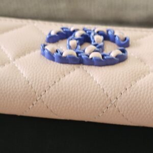Chanel Quilted Caviar Card Holder - Image 8