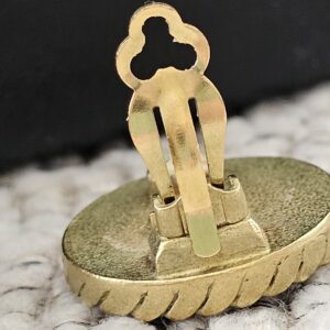 Chanel CC Vintage Clip On Earrings - Image 8