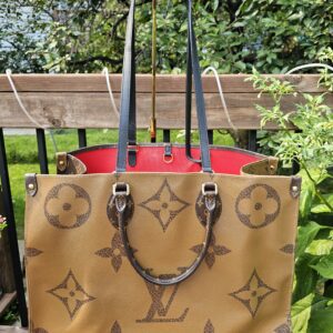 Louis Vuitton OntheGo GM Reverse - Image 3