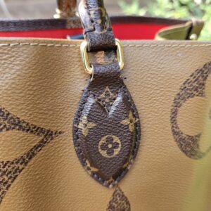 Louis Vuitton OntheGo GM Reverse - Image 6