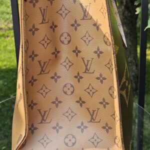 Louis Vuitton OntheGo GM Reverse - Image 12