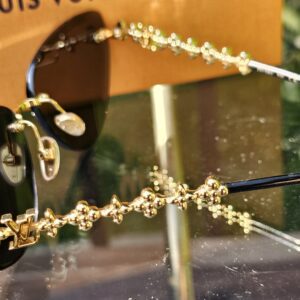 Louis Vuitton Blooms Cat Eyes Sunglasses - Image 12