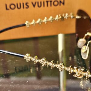Louis Vuitton Blooms Cat Eyes Sunglasses - Image 14