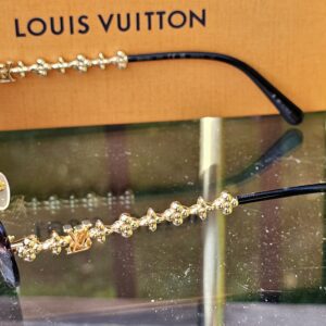 Louis Vuitton Blooms Cat Eyes Sunglasses - Image 8