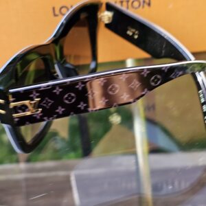 Louis Vuitton Monogram Blade Sunglasses - Image 6