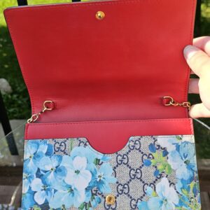 Gucci Blooms Blue Wallet On Chain - Image 12