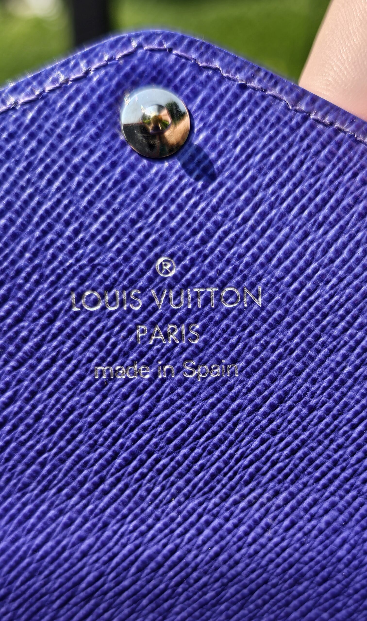 Louis Vuitton Marie Lou Long Wallet in Epi Figue - Image 11