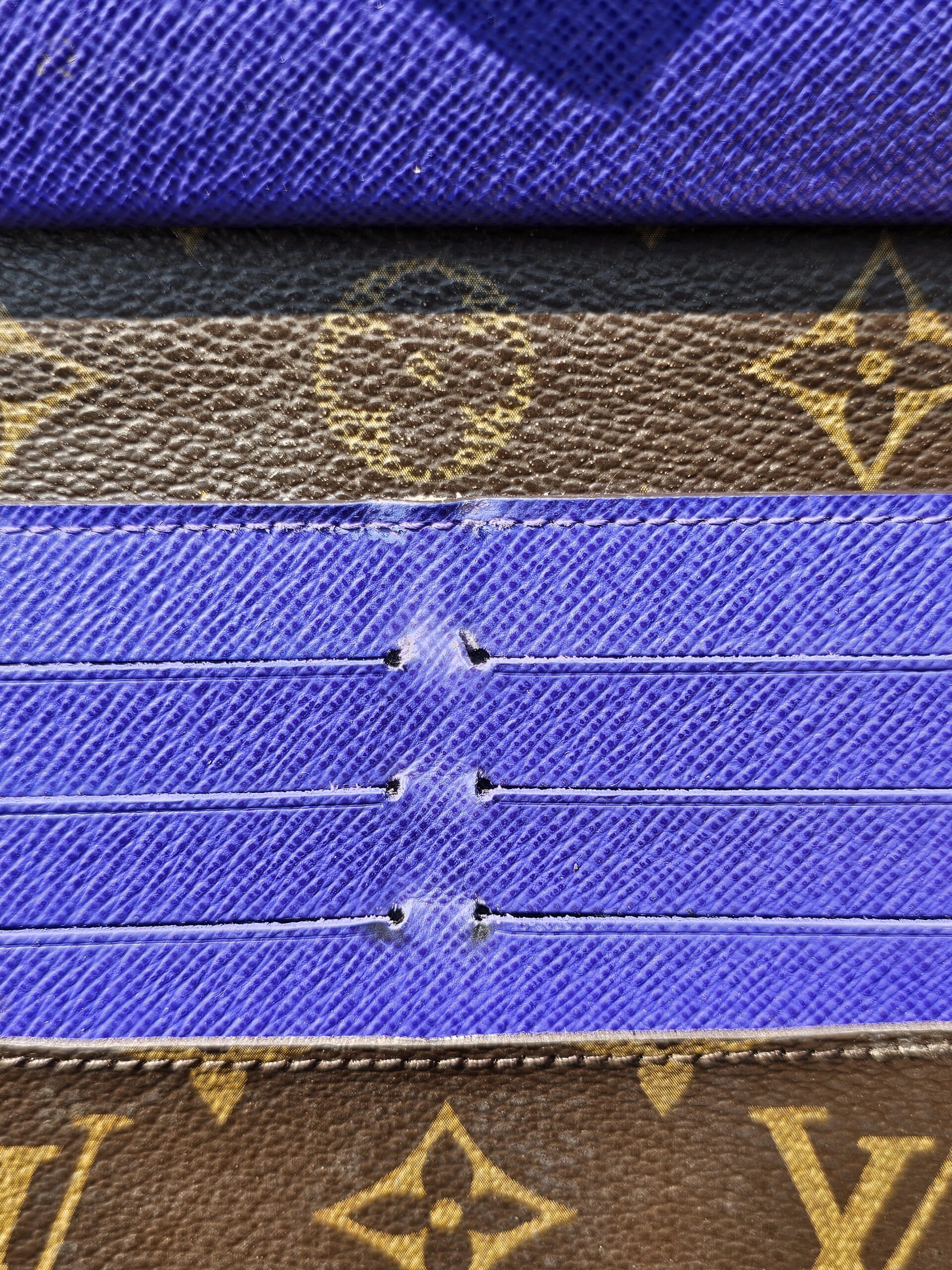Louis Vuitton Marie Lou Long Wallet in Epi Figue - Image 15