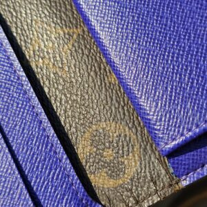 Louis Vuitton Marie Lou Long Wallet in Epi Figue - Image 18
