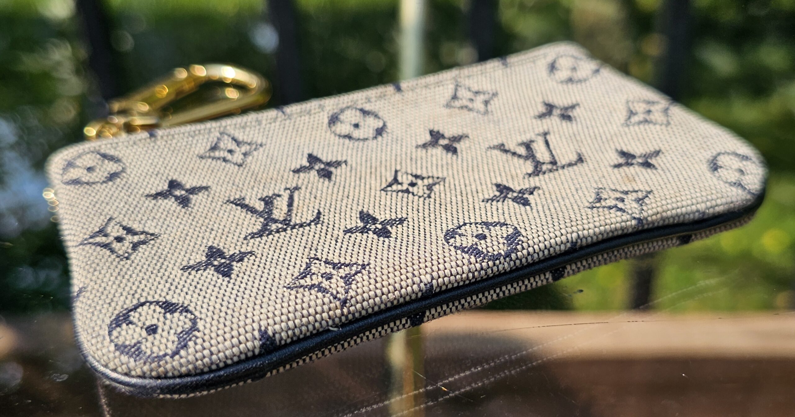 Louis Vuitton Min Lin Key Pouch Navy - Image 6