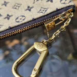 Louis Vuitton Min Lin Key Pouch Navy - Image 7