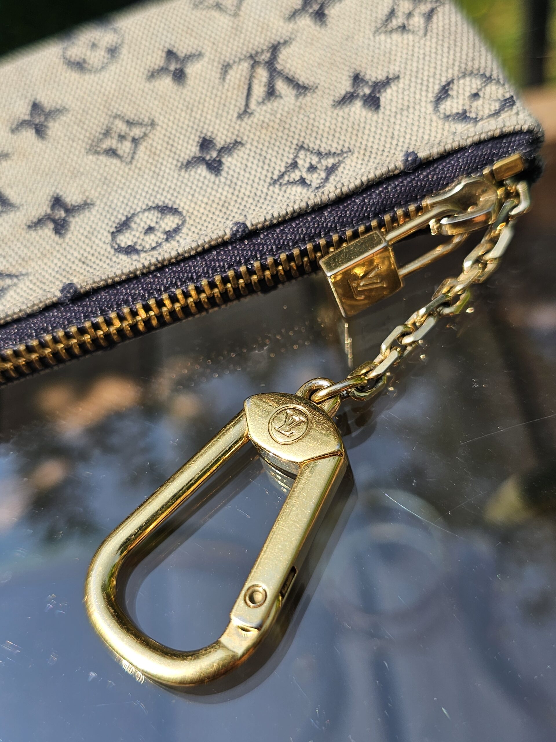 Louis Vuitton Min Lin Key Pouch Navy - Image 7